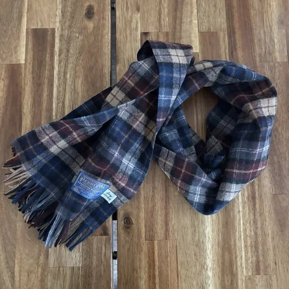 Vintage Pendleton 100% Pure Virgin Wool Scarf Plaid Old Money Academia Classic